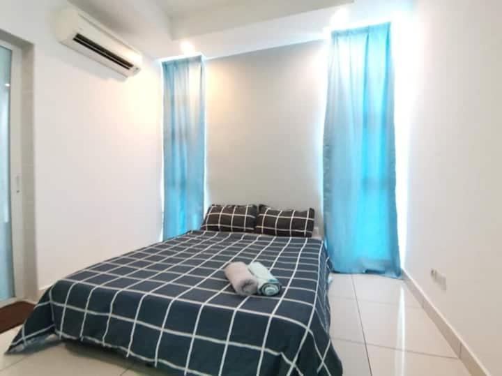 Homestay Kuala Lumpur ; Terminal Tbs ; Bukit Jalil Exterior photo